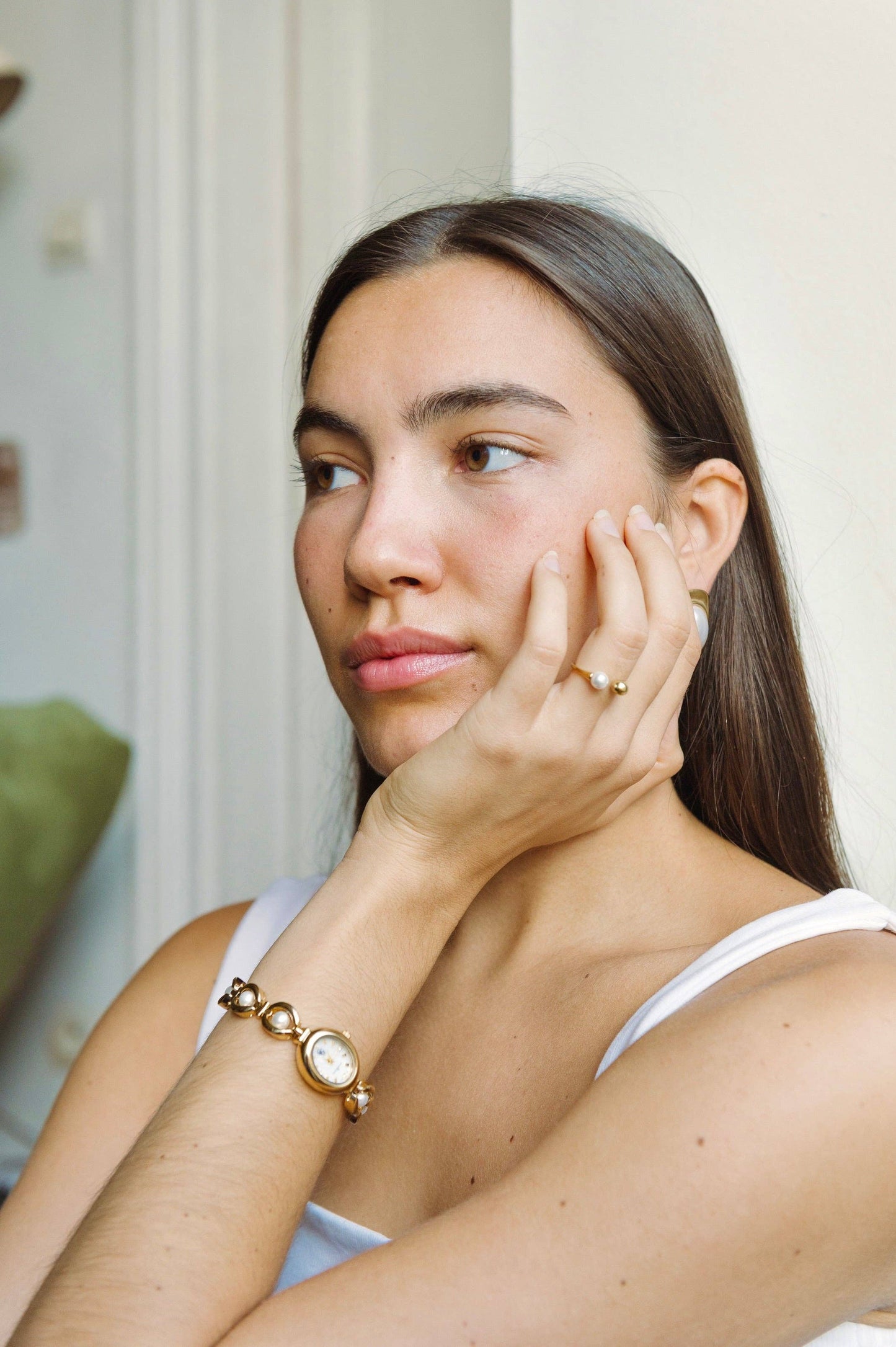 Montre Solange | Dorée - Blanc et perles