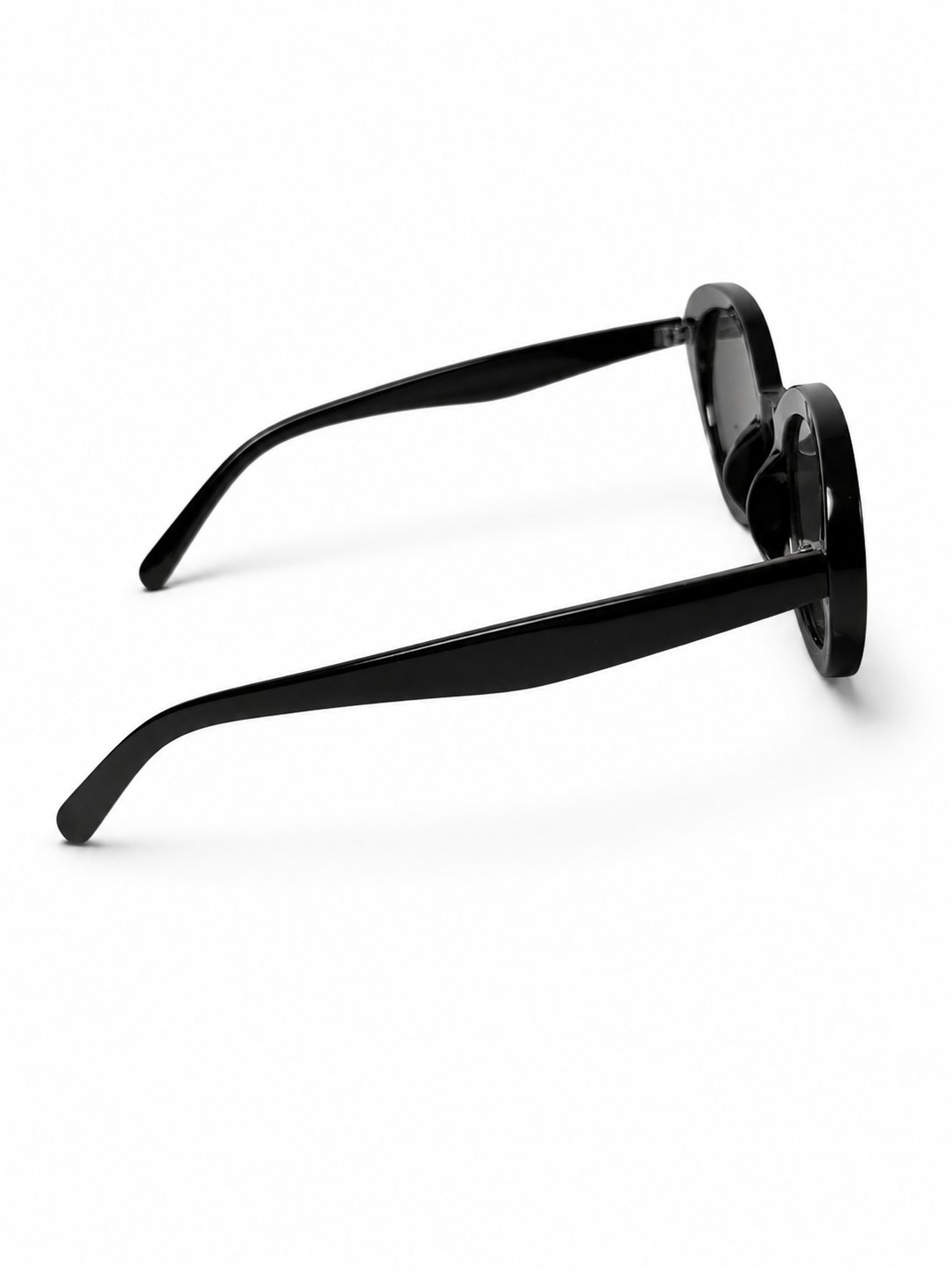 Lunettes de soleil ovales vintage revisité